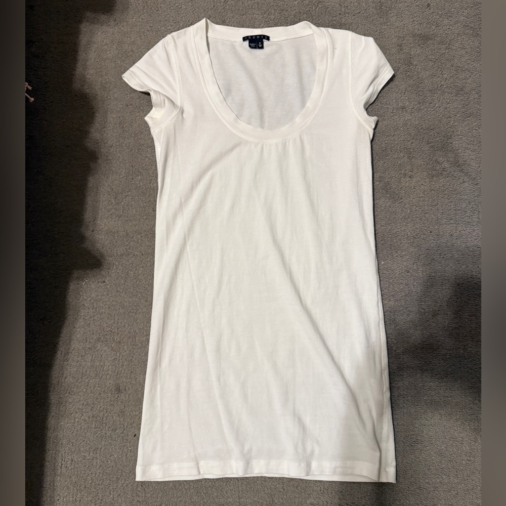 Theory White Scoop Neck Tee Size P Short Sleeve Fitted Classic Top